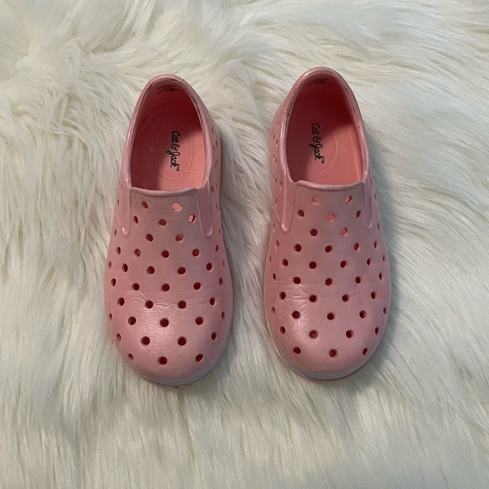 ⚜️ (5 for $15) Rubber Sneakers